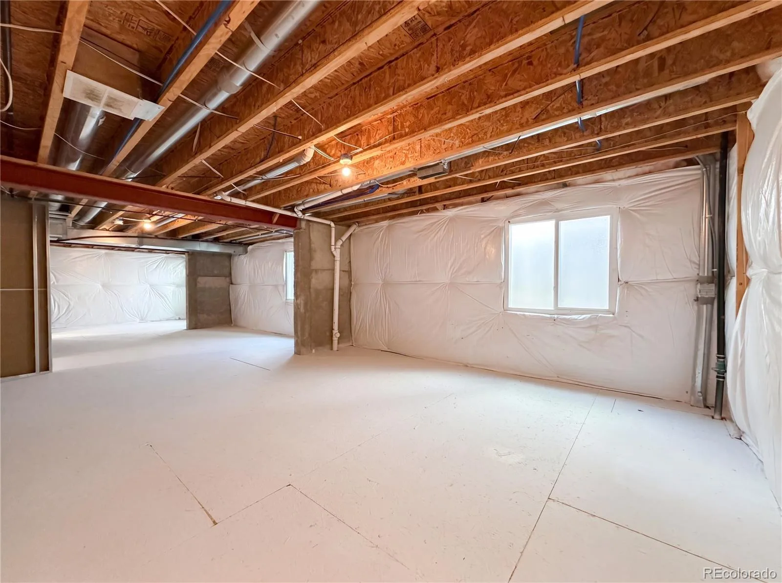 8585 Raspberry Drive Longmont CO 80504 | MLS #REC4366822 06012026225843 1600 39