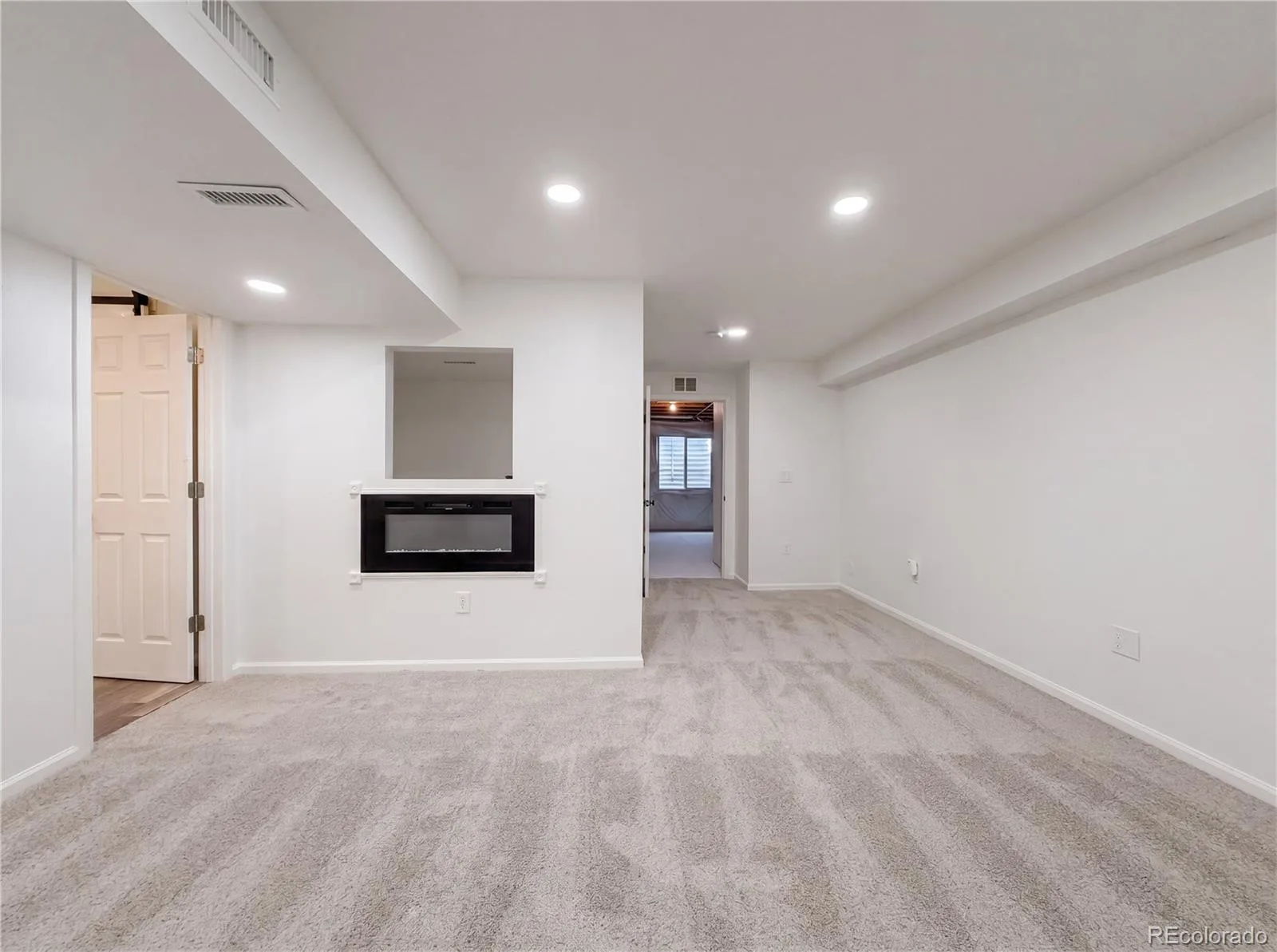 8585 Raspberry Drive Longmont CO 80504 | MLS #REC4366822 06012026225843 1600 45