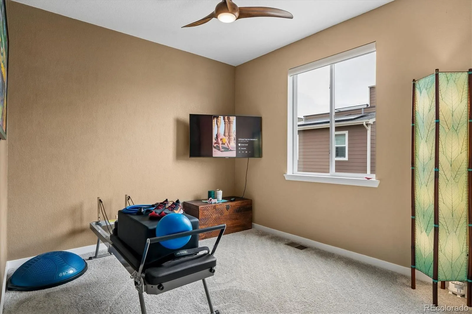 11933 Skyview Lane Broomfield CO 80021 | MLS #REC4367285 08212026031052 1600 24