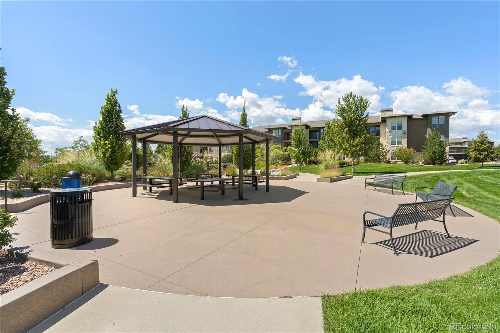 11933 Skyview Lane Broomfield CO 80021 | MLS #REC4367285 08212026031052 1600 35