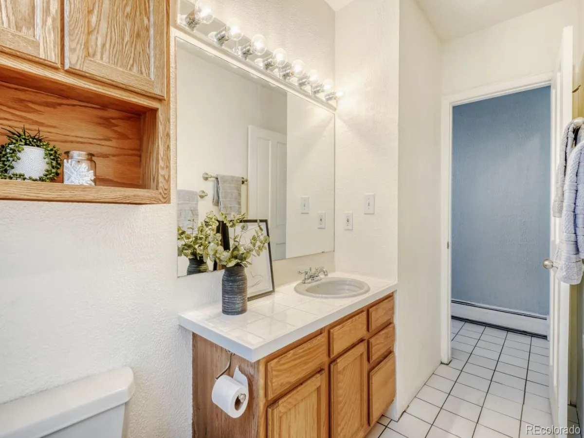 108 W Byers Place #202 Denver CO 80223 MLS #REC4368575 05182026191208 1200 23