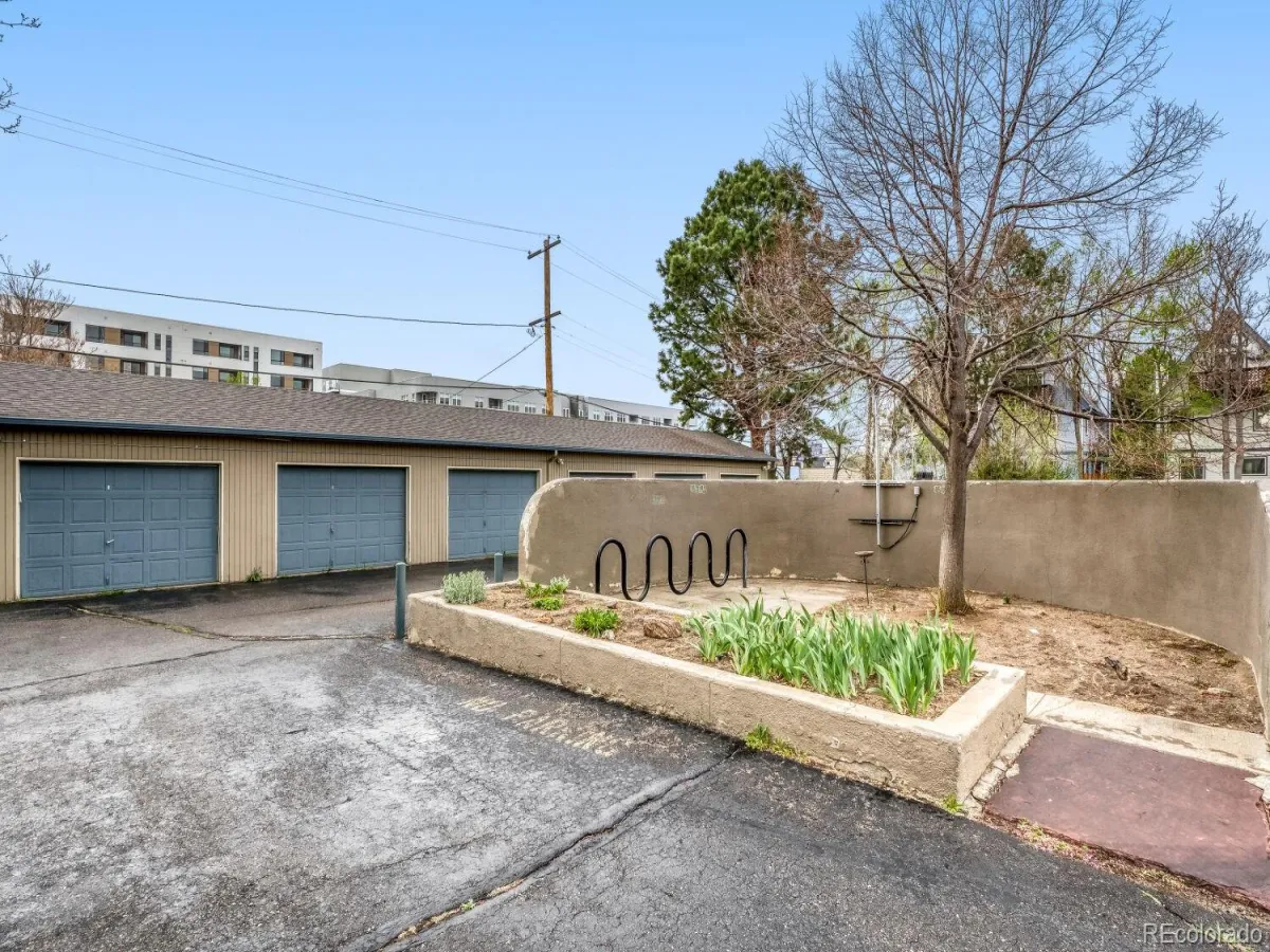 108 W Byers Place #202 Denver CO 80223 MLS #REC4368575 05182026191208 1200 32