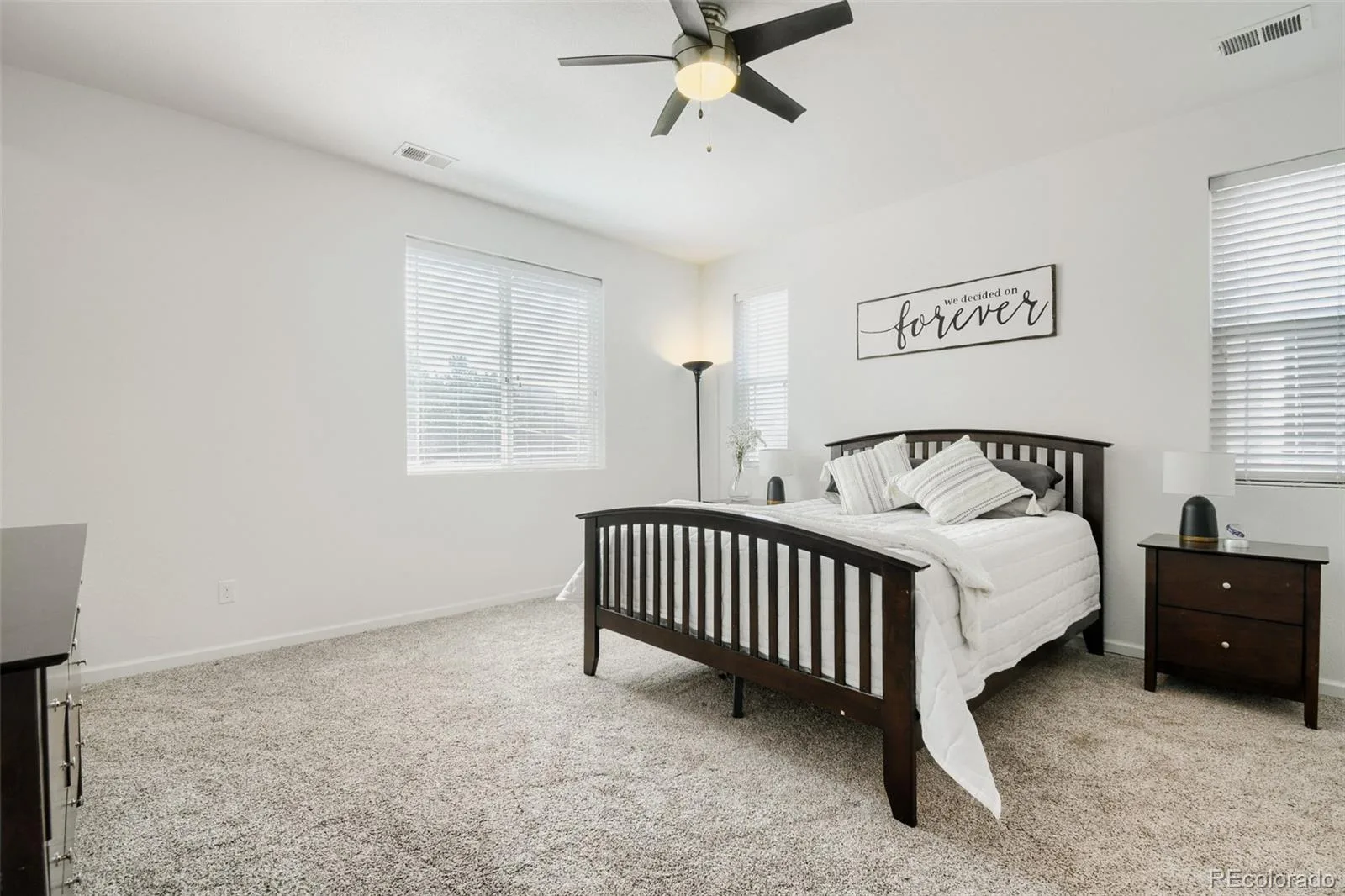230 S Langdale Court Aurora CO 80018 | MLS #REC4368680 07242026182756 1600 12