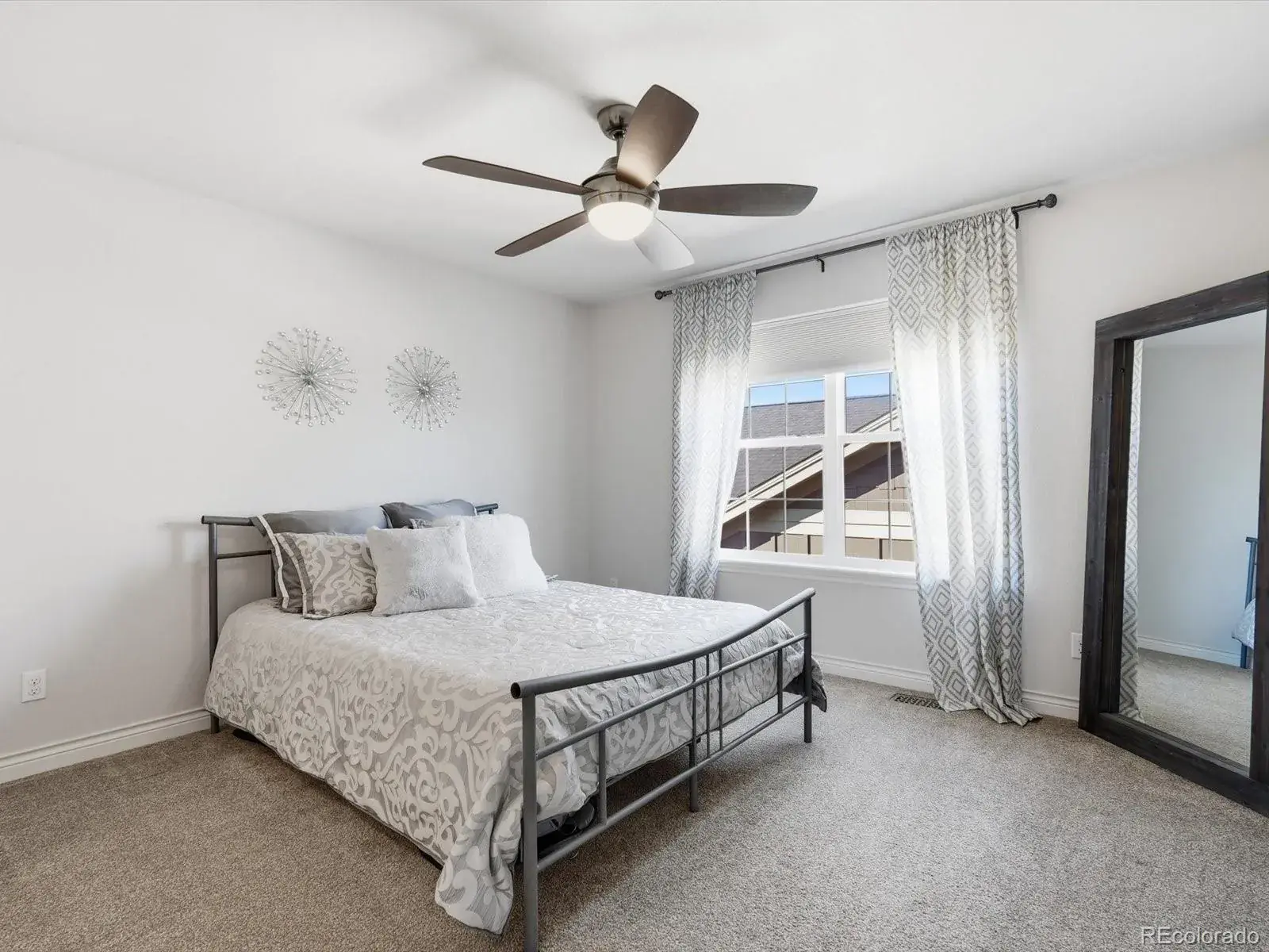 02272026233152 1600 32