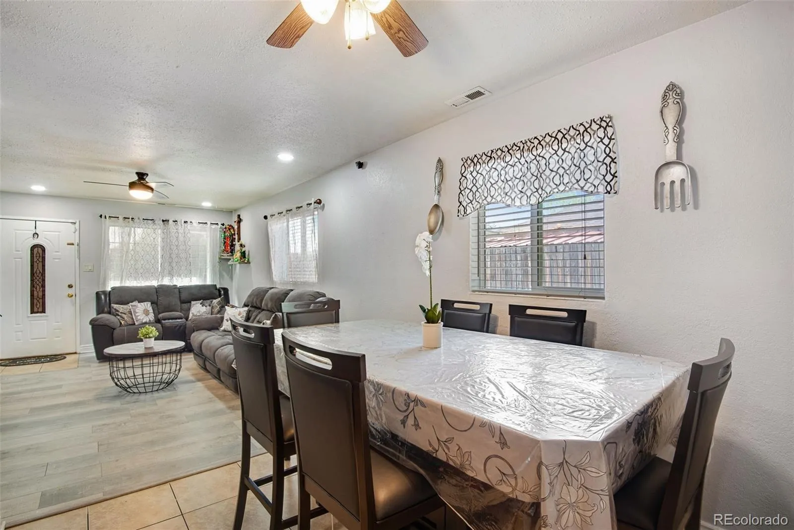 850 Peoria Street Aurora CO 80011 MLS #REC4369892 05022026061417 1600 13