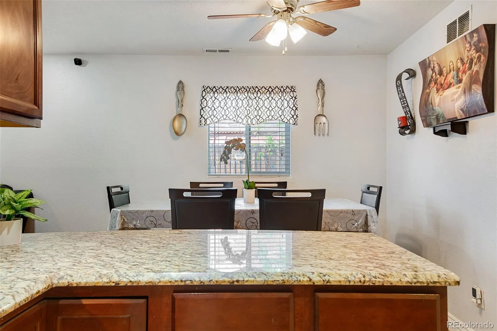 850 Peoria Street Aurora CO 80011 MLS #REC4369892 05022026061417 1600 15