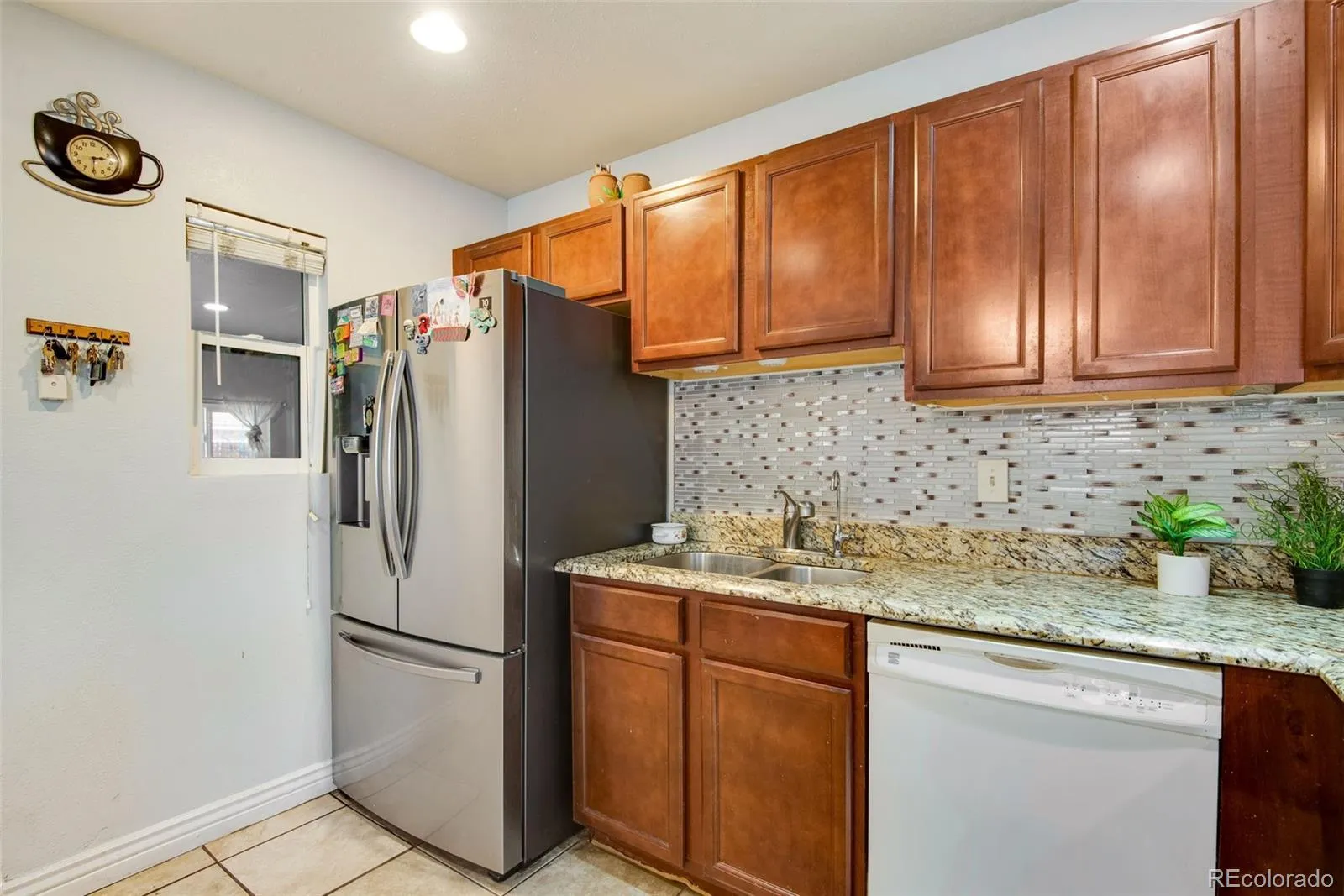 850 Peoria Street Aurora CO 80011 MLS #REC4369892 05022026061417 1600 16