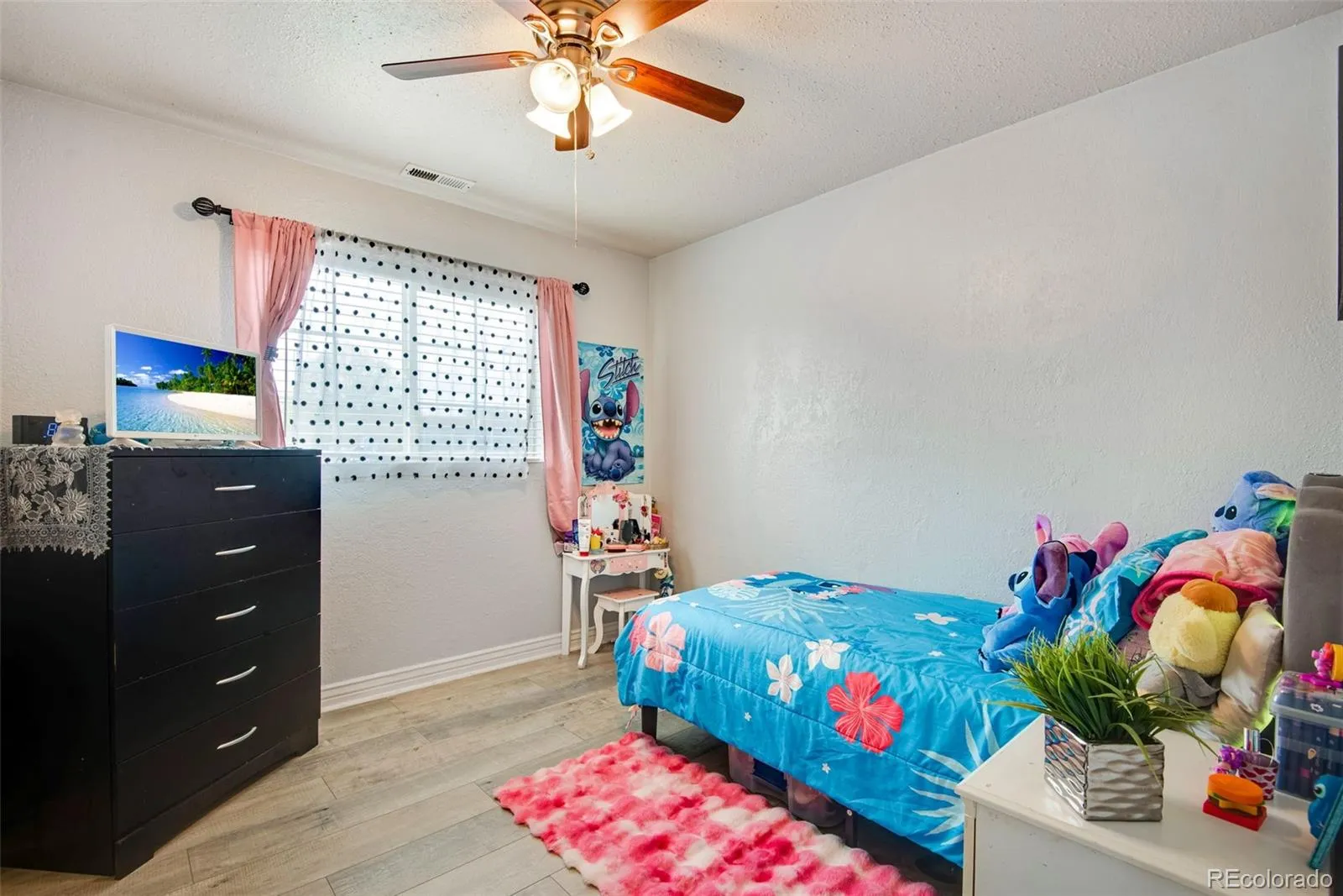 850 Peoria Street Aurora CO 80011 MLS #REC4369892 05022026061417 1600 25