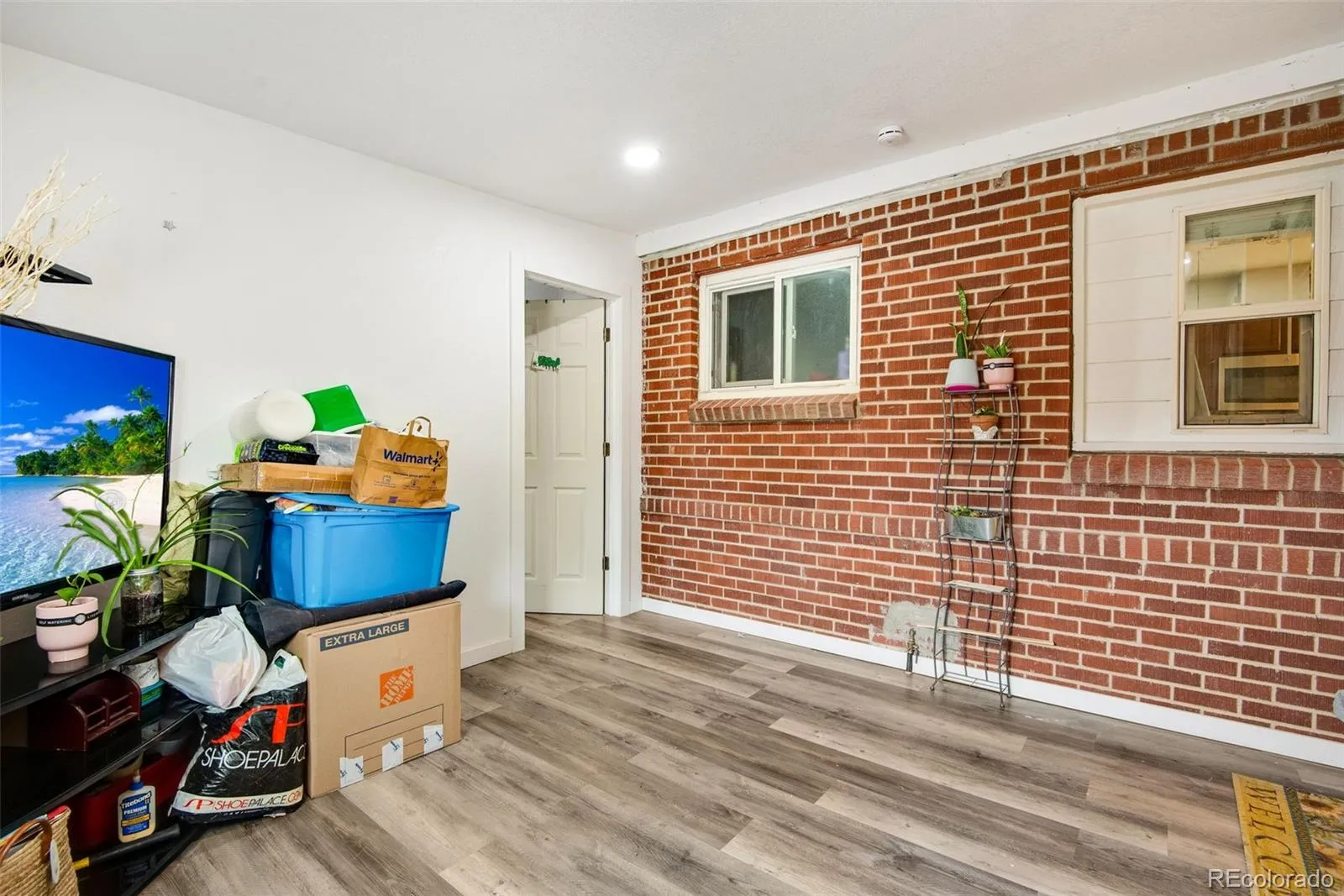 850 Peoria Street Aurora CO 80011 MLS #REC4369892 05022026061417 1600 34