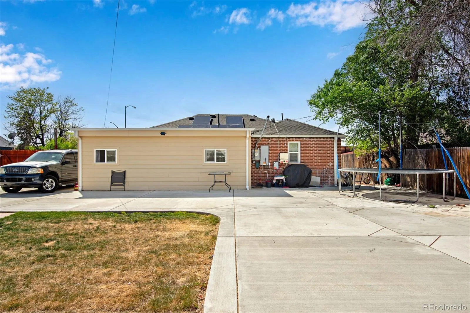 850 Peoria Street Aurora CO 80011 MLS #REC4369892 05022026061417 1600 39