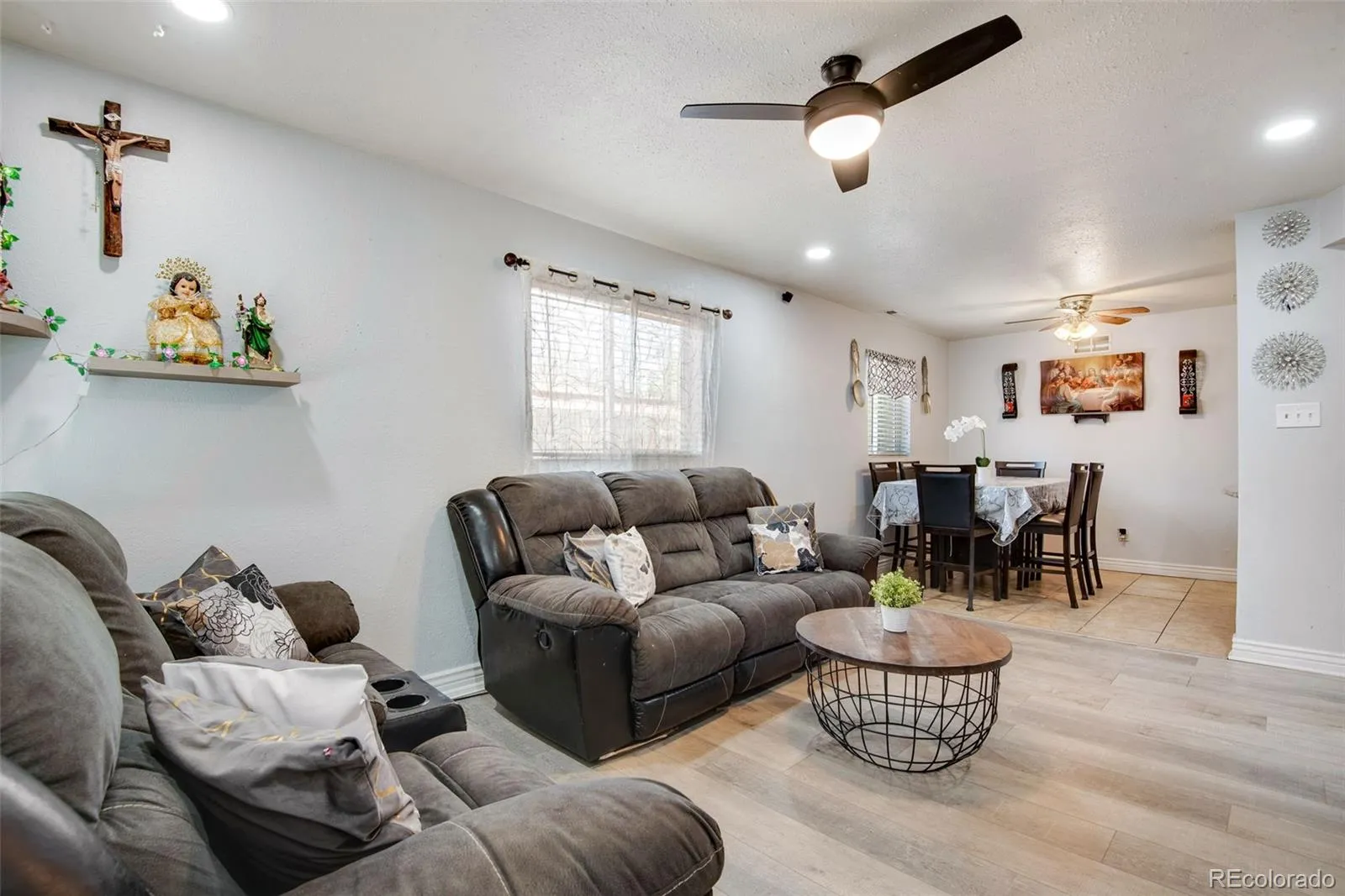 850 Peoria Street Aurora CO 80011 MLS #REC4369892 05022026061417 1600 6