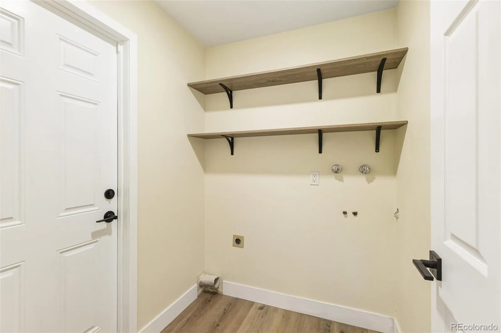 6708 W Portland Avenue Littleton CO 80128 | MLS #REC4370437 06122026073125 1600 22