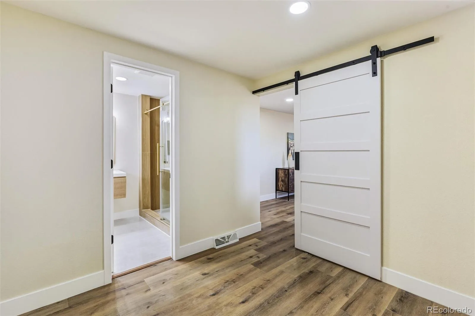 6708 W Portland Avenue Littleton CO 80128 | MLS #REC4370437 06122026073125 1600 26