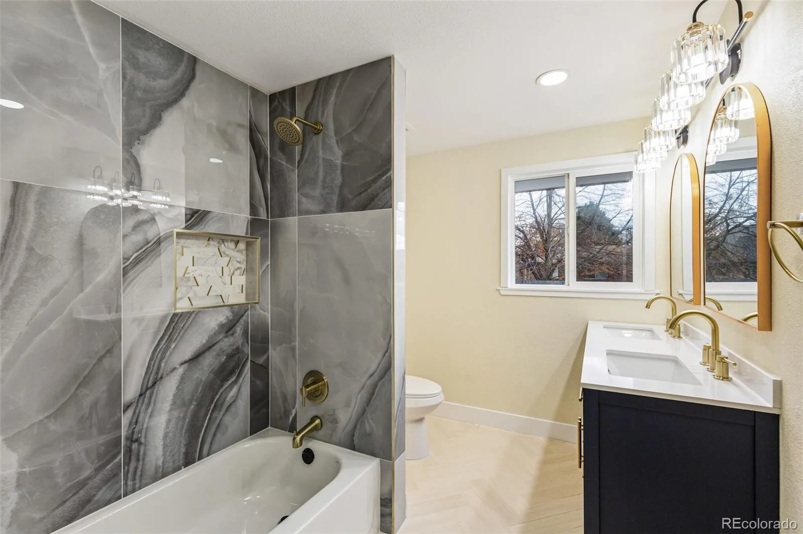 6708 W Portland Avenue Littleton CO 80128 | MLS #REC4370437 06122026073125 1600 30