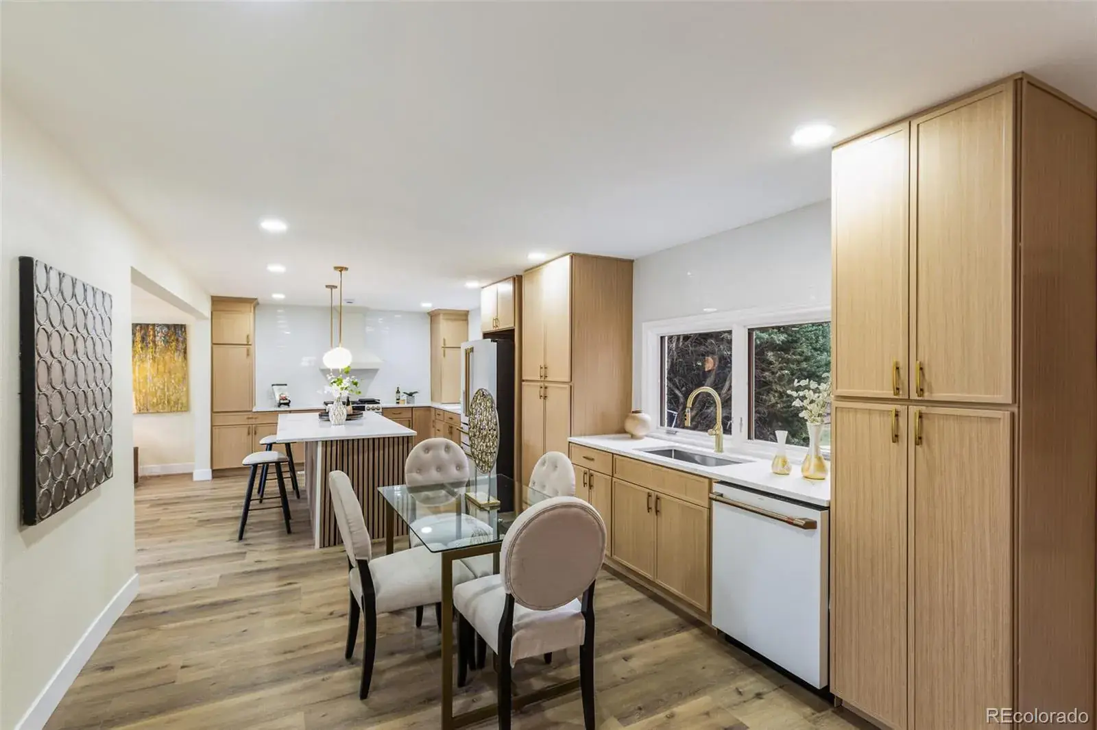 11132025000339 1600 15