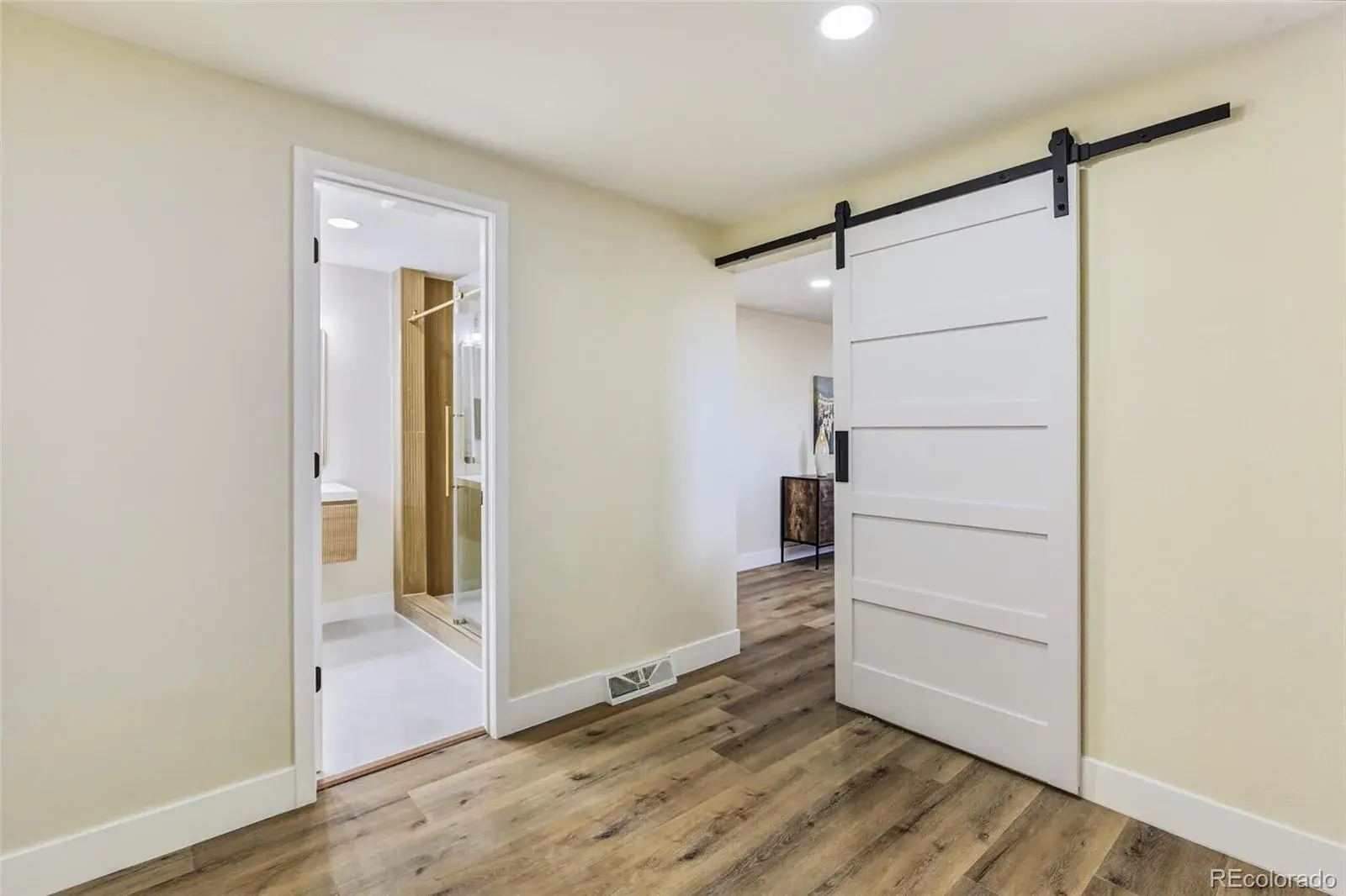 11132025000339 1600 26