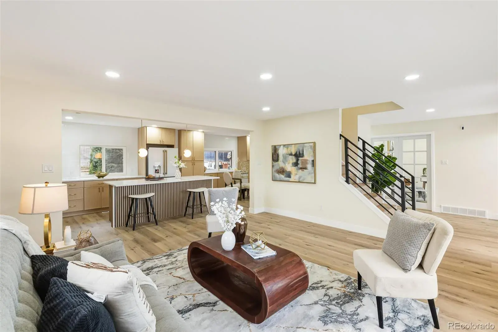 11132025000339 1600 3