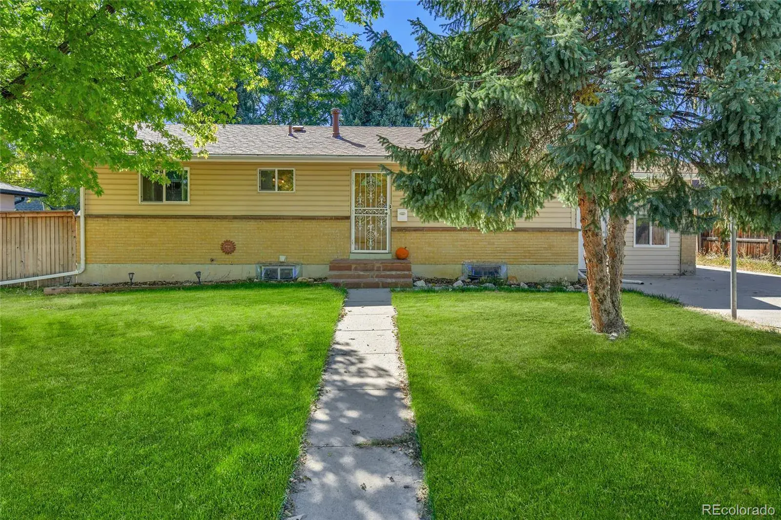 10172025011715 1600 0