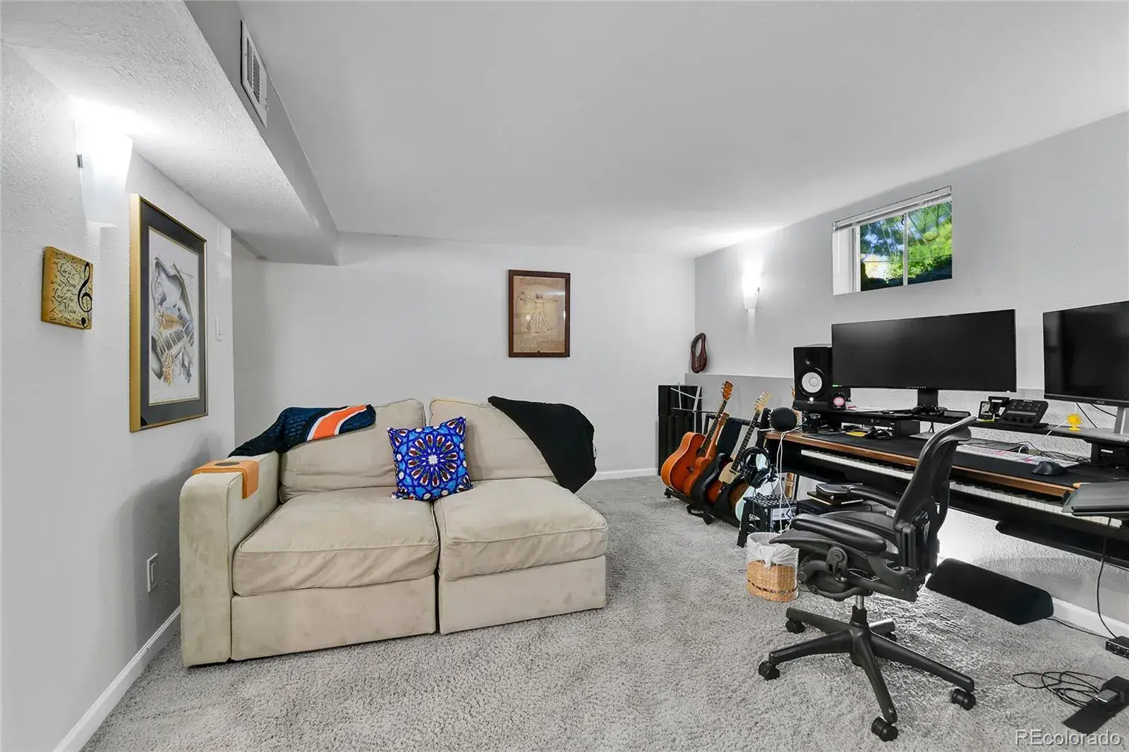 10172025011715 1600 41