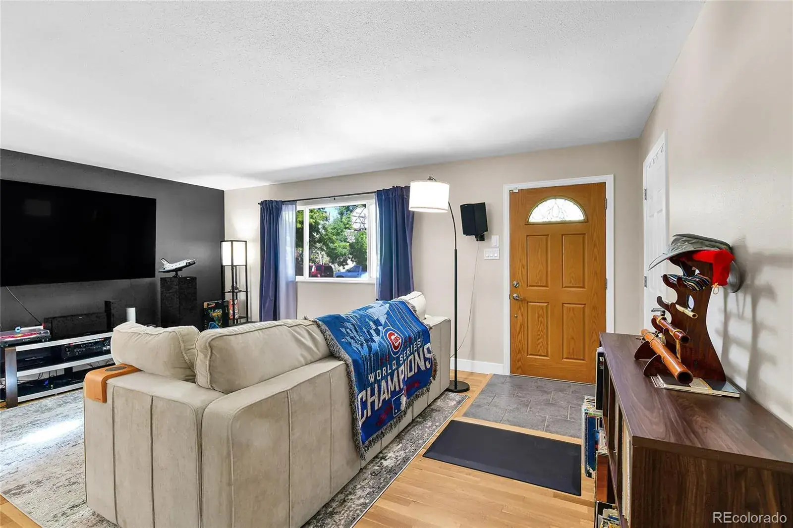 10172025011715 1600 5