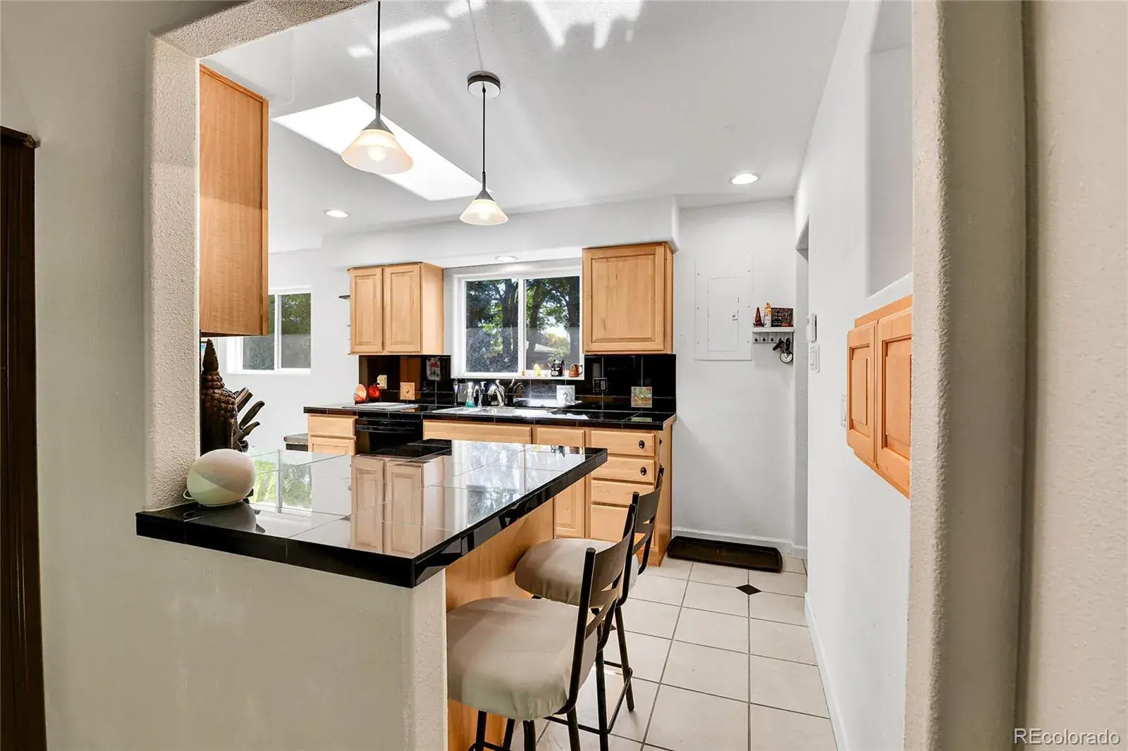 10172025011715 1600 9