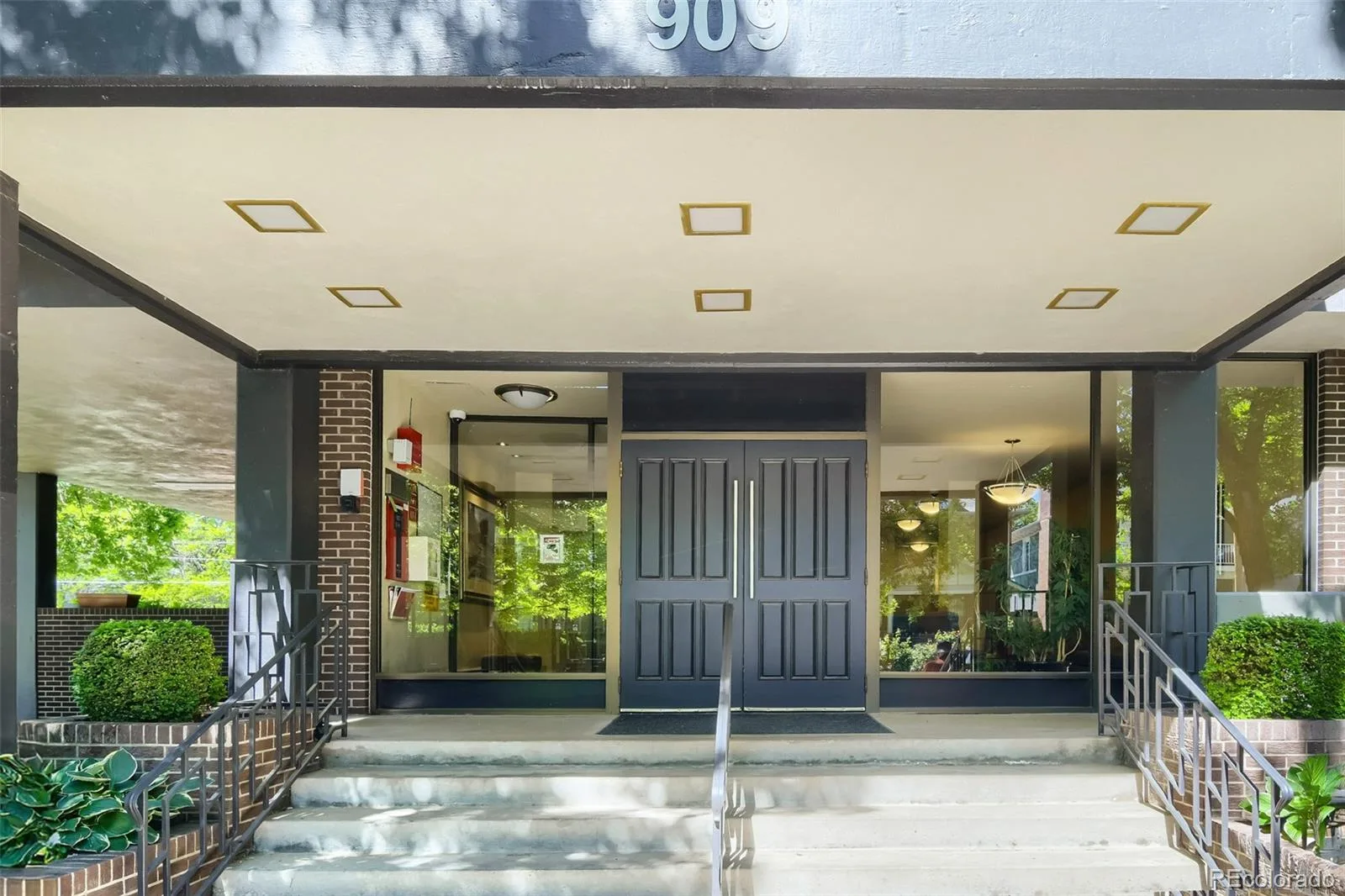 909 N Lafayette Street #503 Denver CO 80218 MLS #REC4372624 06092026002554 1600 2