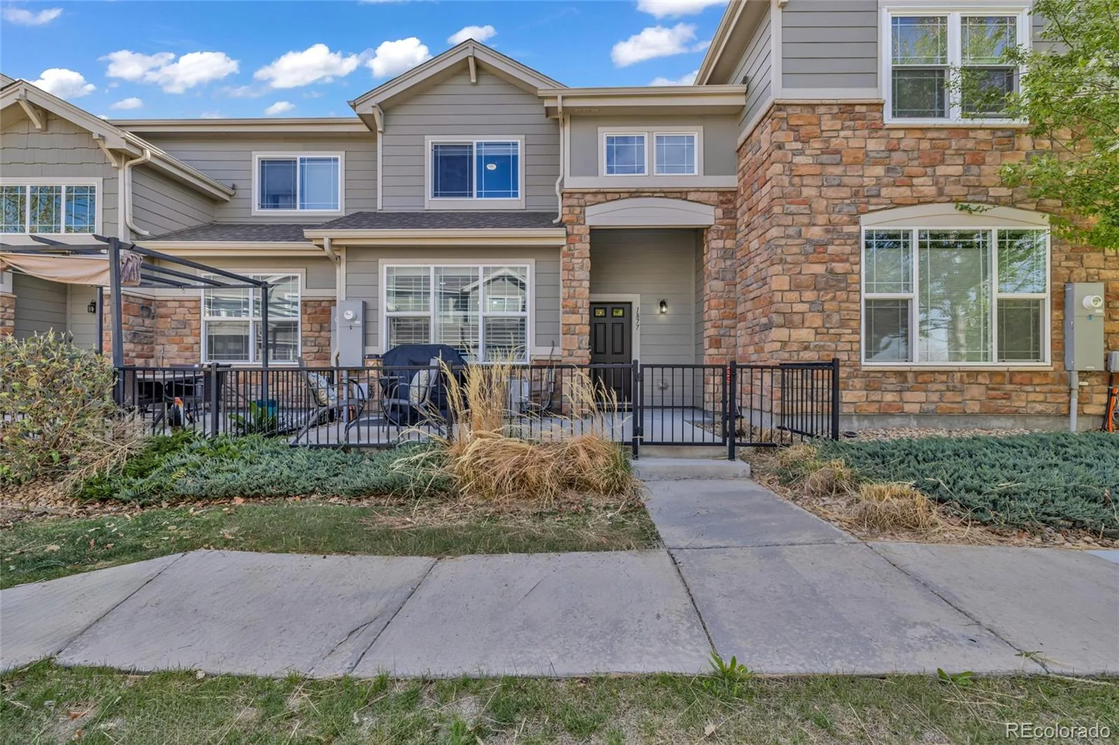 1877 S Buchanan Circle Aurora CO 80018 | MLS #REC4372725 08262026184042 1600 1
