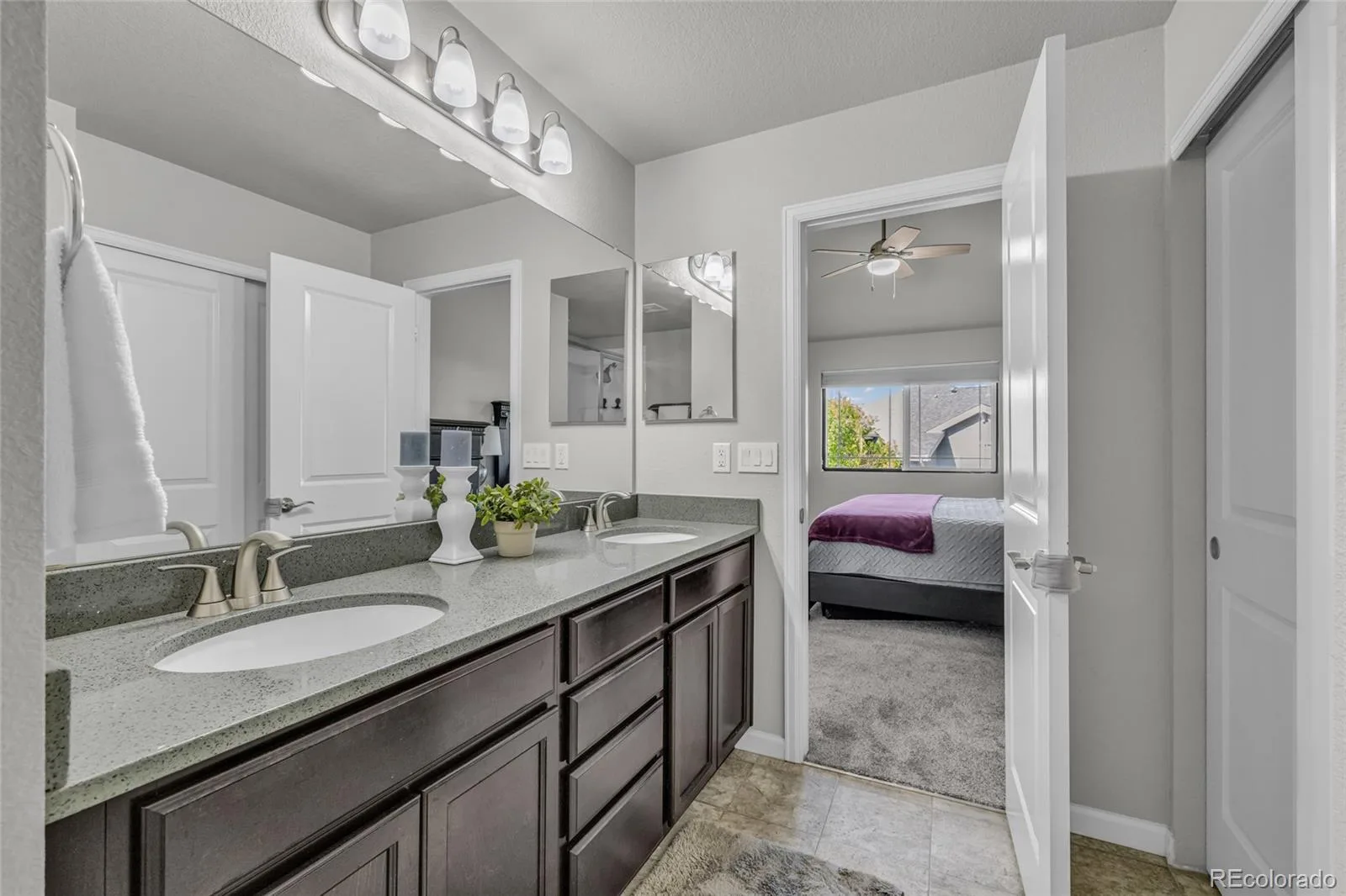 1877 S Buchanan Circle Aurora CO 80018 | MLS #REC4372725 08262026184042 1600 17