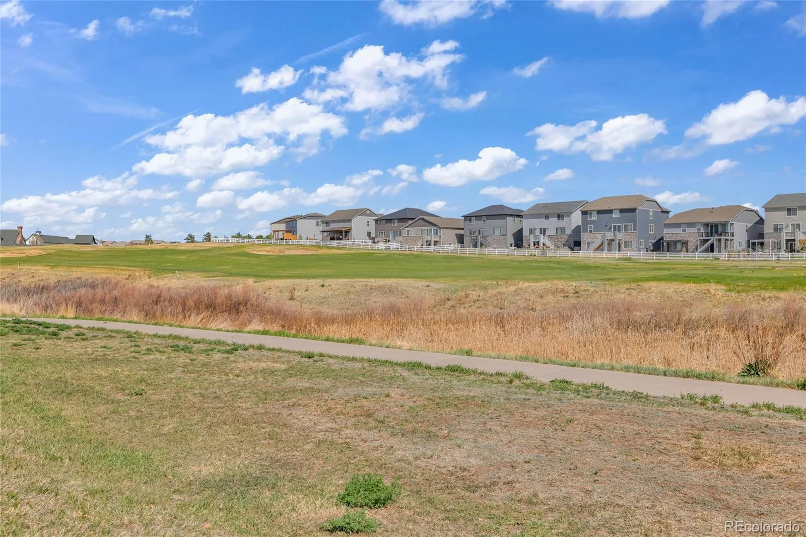 1877 S Buchanan Circle Aurora CO 80018 | MLS #REC4372725 08262026184042 1600 25