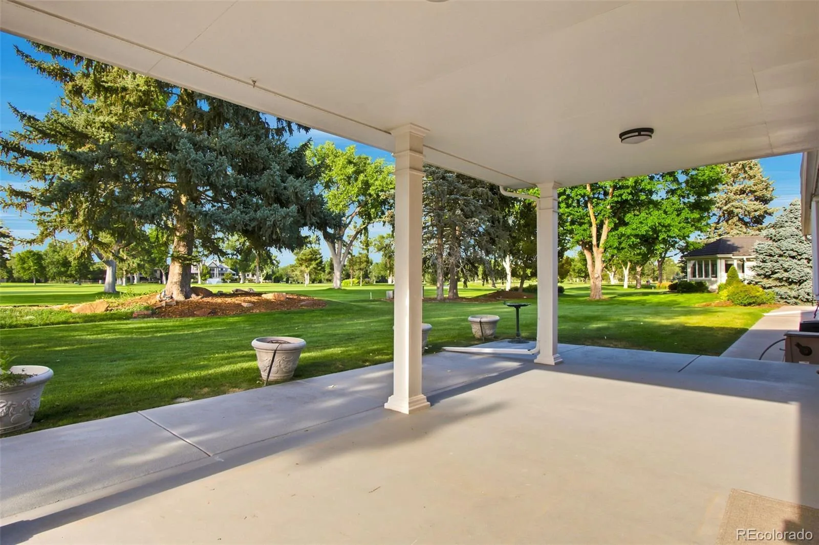 19 Niblick Lane Littleton CO 80123 | MLS #REC4374668 08182026154637 1600 37