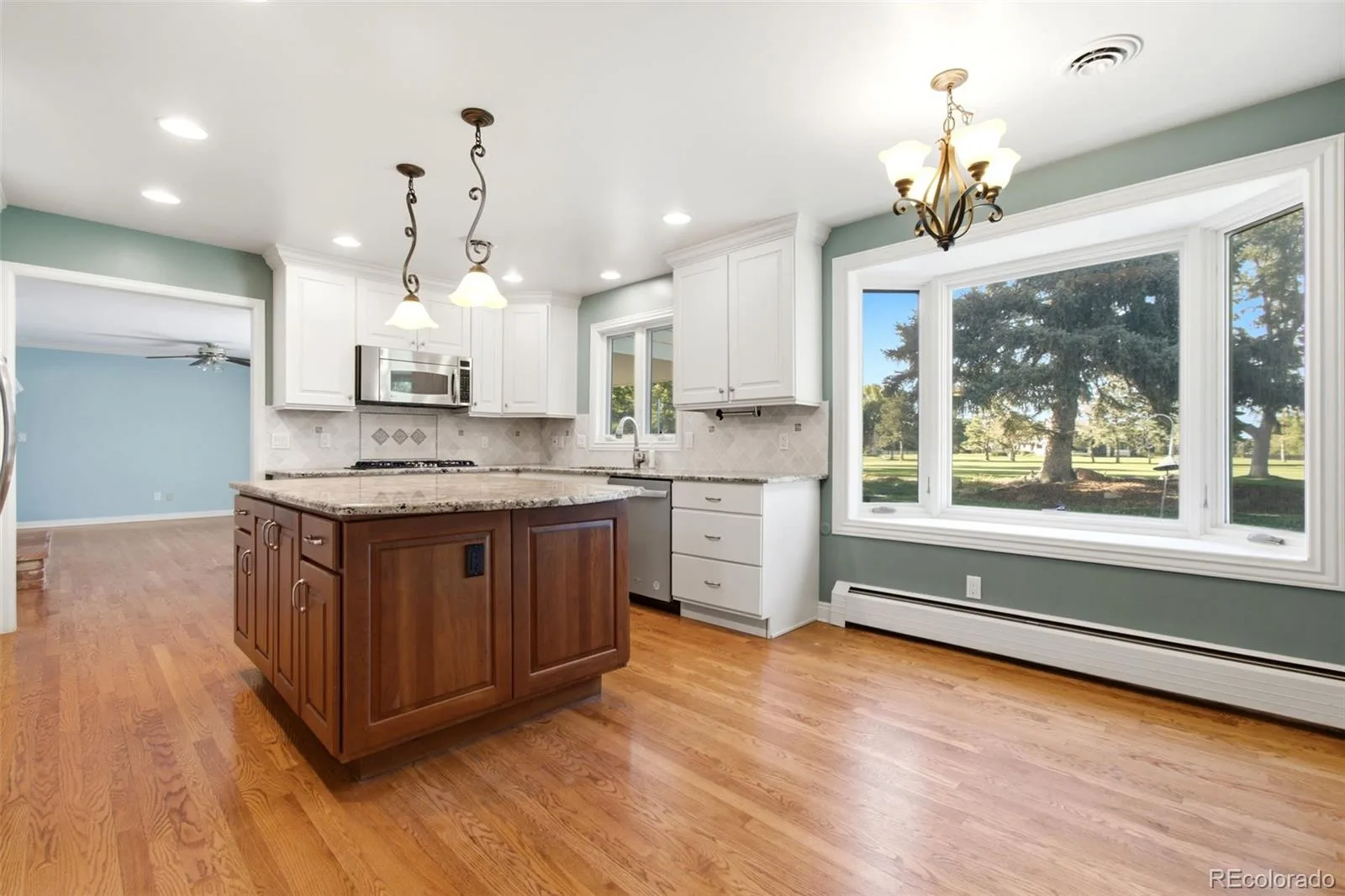 19 Niblick Lane Littleton CO 80123 | MLS #REC4374668 08182026154637 1600 9