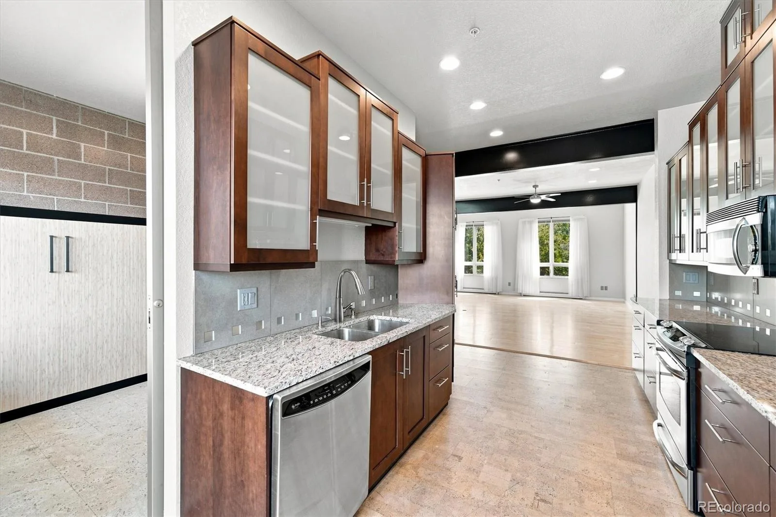11857 Bradburn Boulevard Westminster CO 80031 | MLS #REC4374991 08182026184717 1600 12