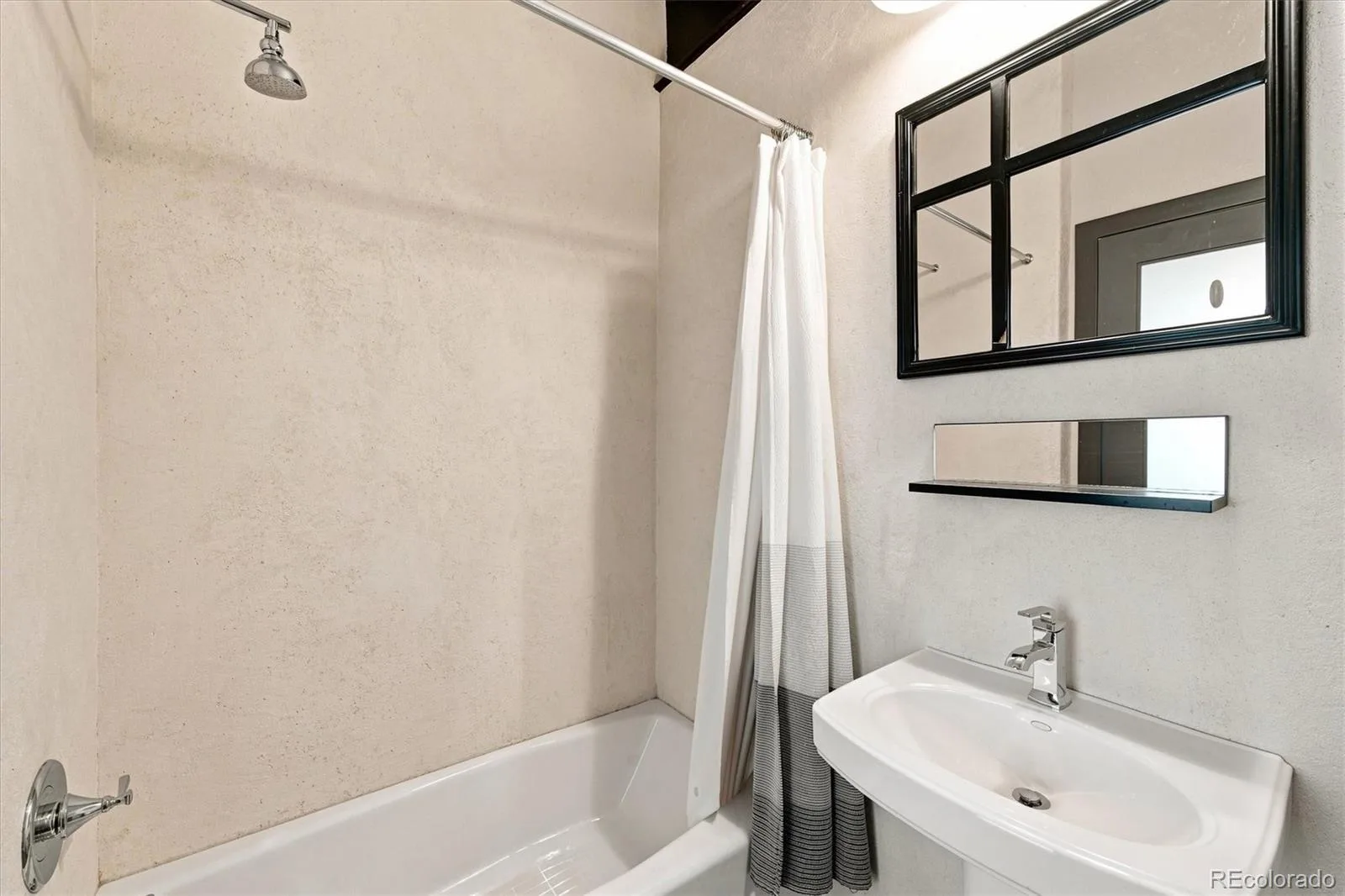 11857 Bradburn Boulevard Westminster CO 80031 | MLS #REC4374991 08182026184717 1600 17