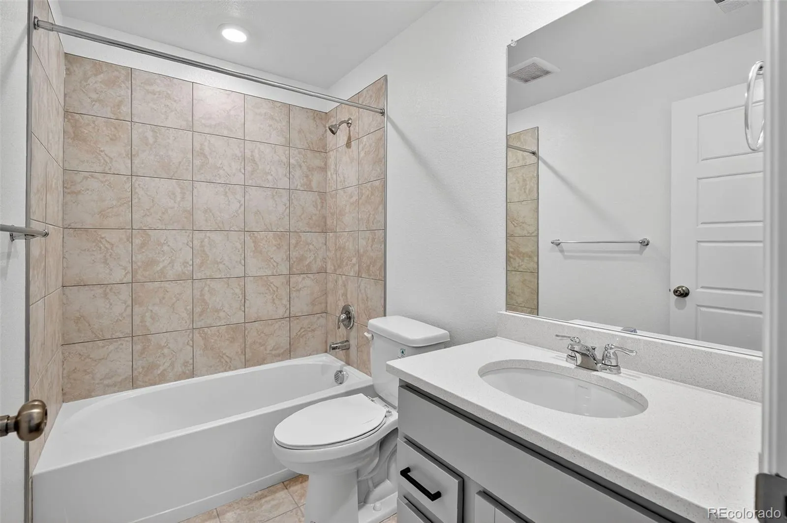 17126 W 92nd Loop Arvada CO 80007 MLS #REC4377575 04272026165029 1600 22