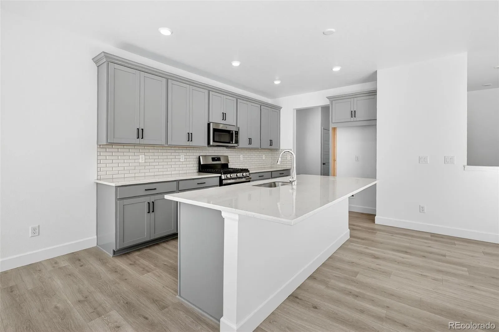 17126 W 92nd Loop Arvada CO 80007 MLS #REC4377575 07022026173543 1600 15