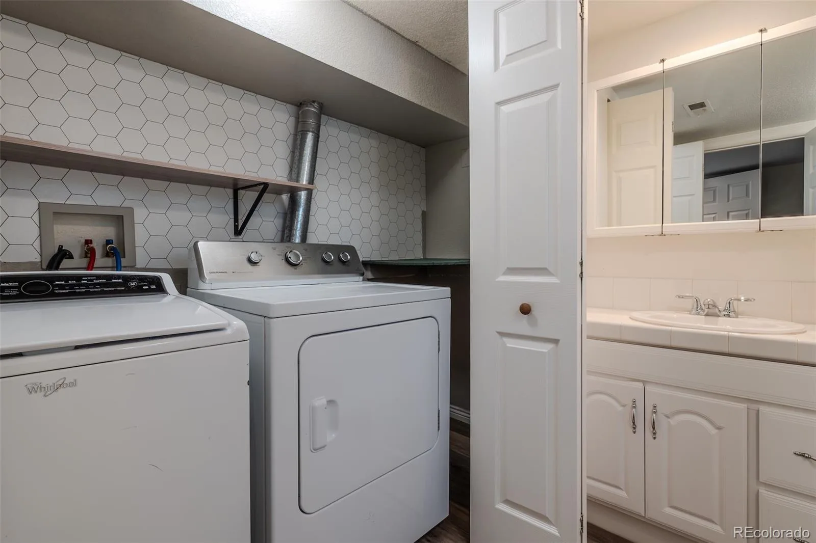 2635 S Cherokee Street Denver CO 80223 MLS #REC4378222 06012026192021 1600 19