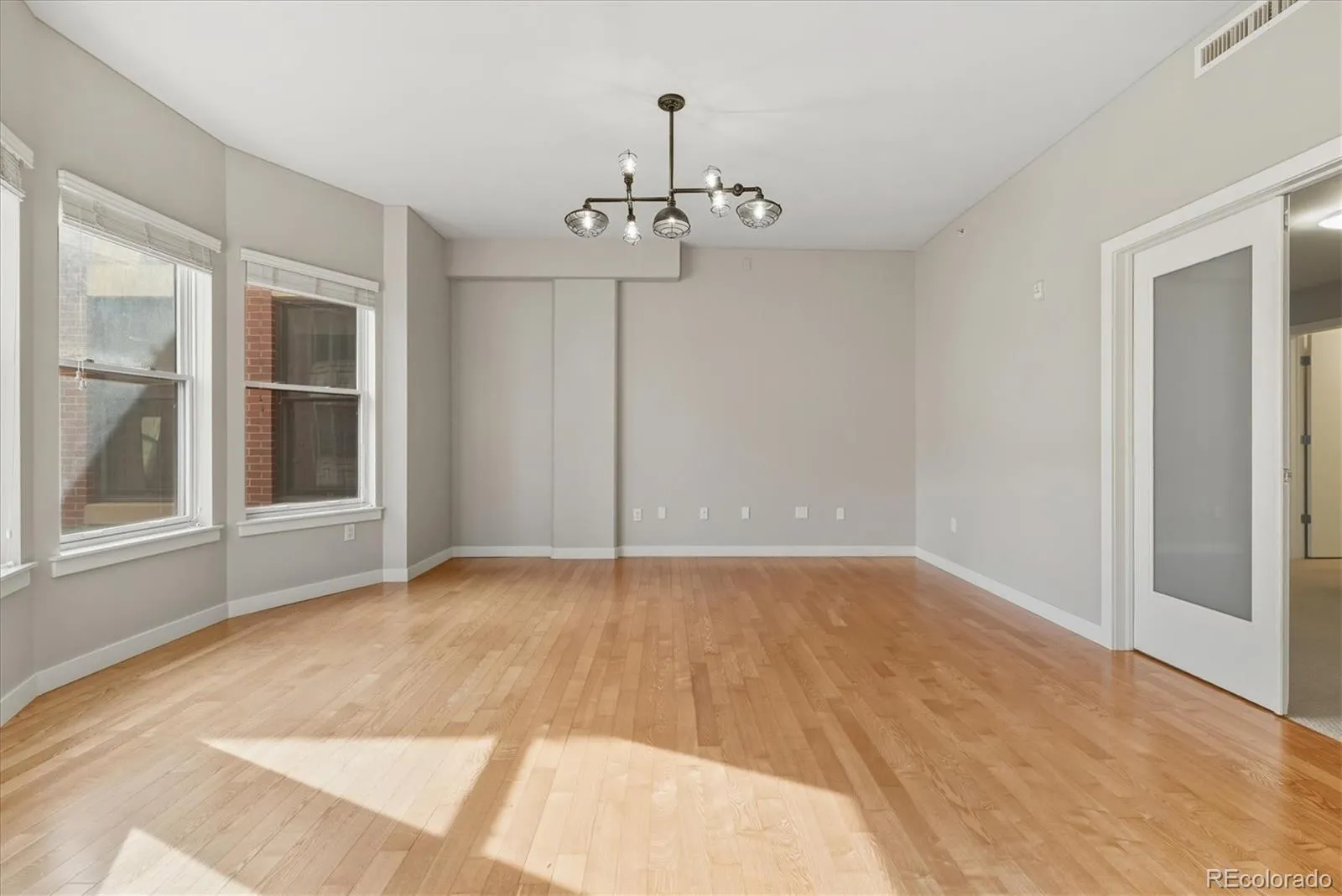 04132026184030 1600 12