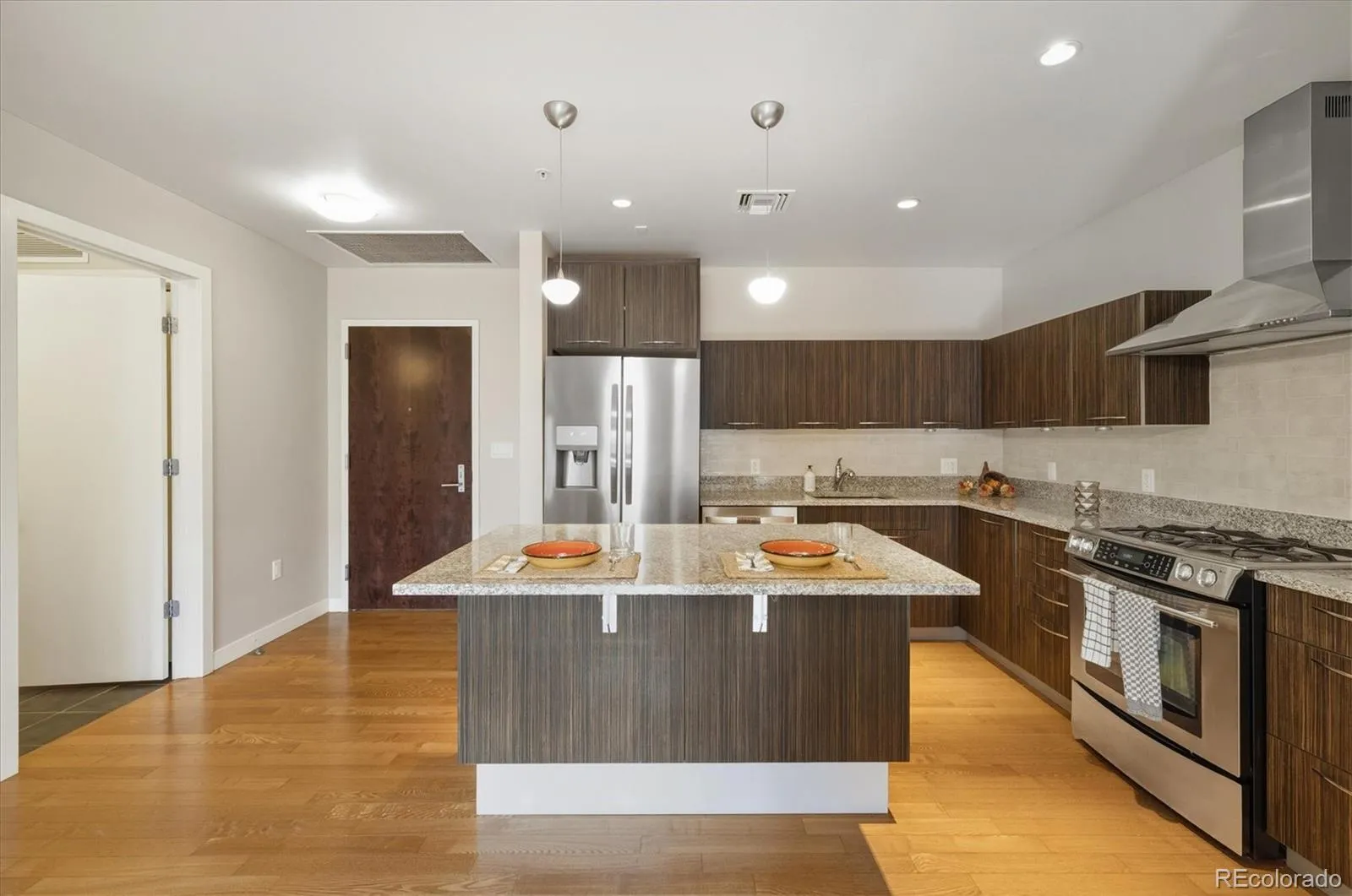 04132026184030 1600 4