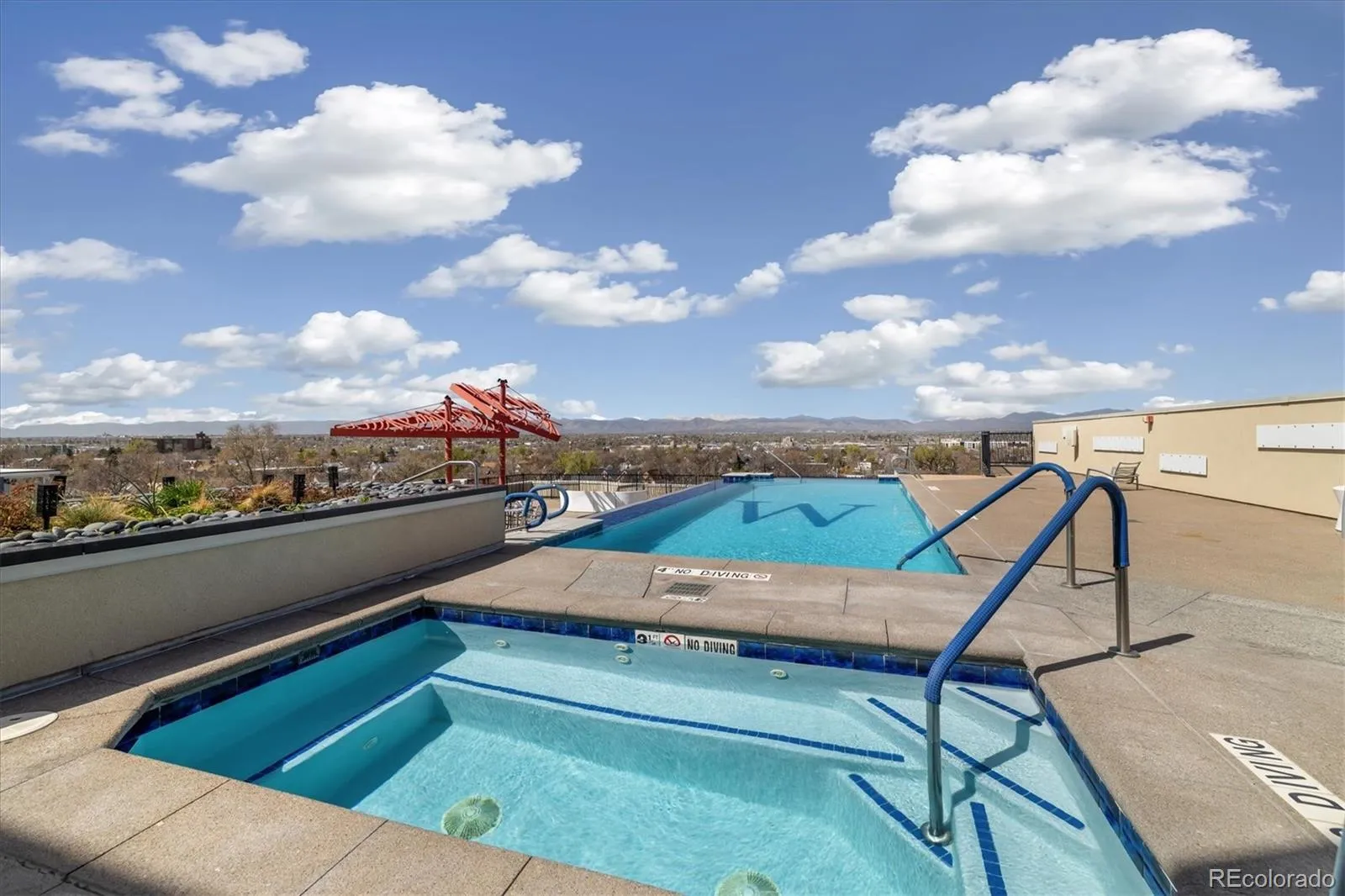 04132026184030 1600 44