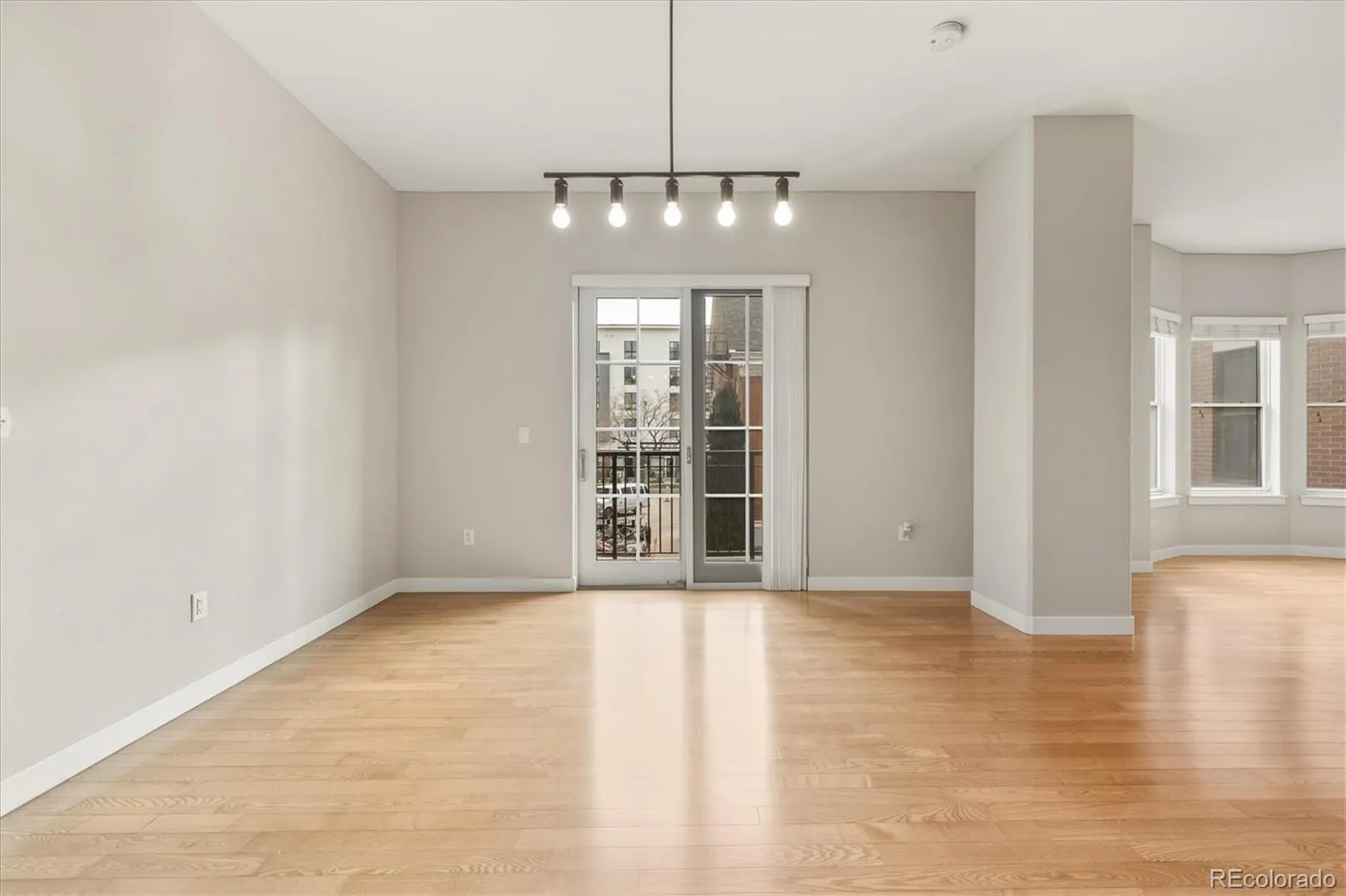 04132026184030 1600 8