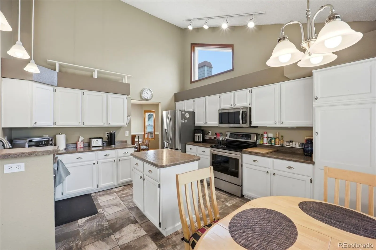 04012026185849 1600 13