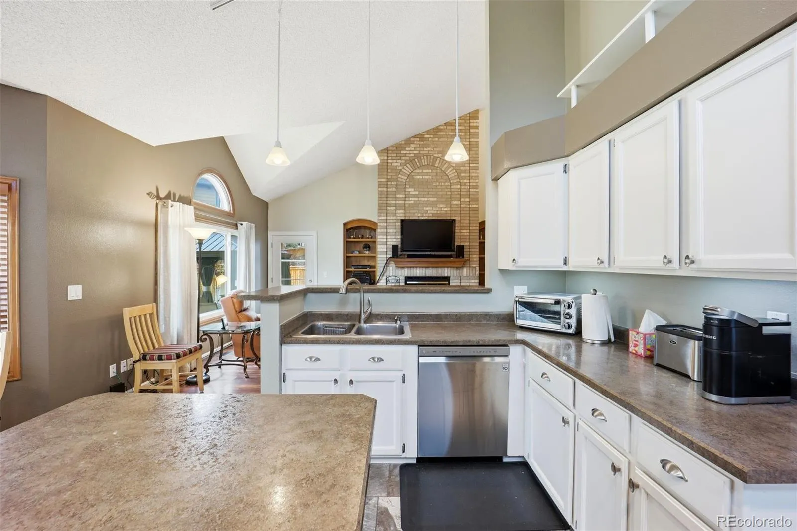 04012026185849 1600 14