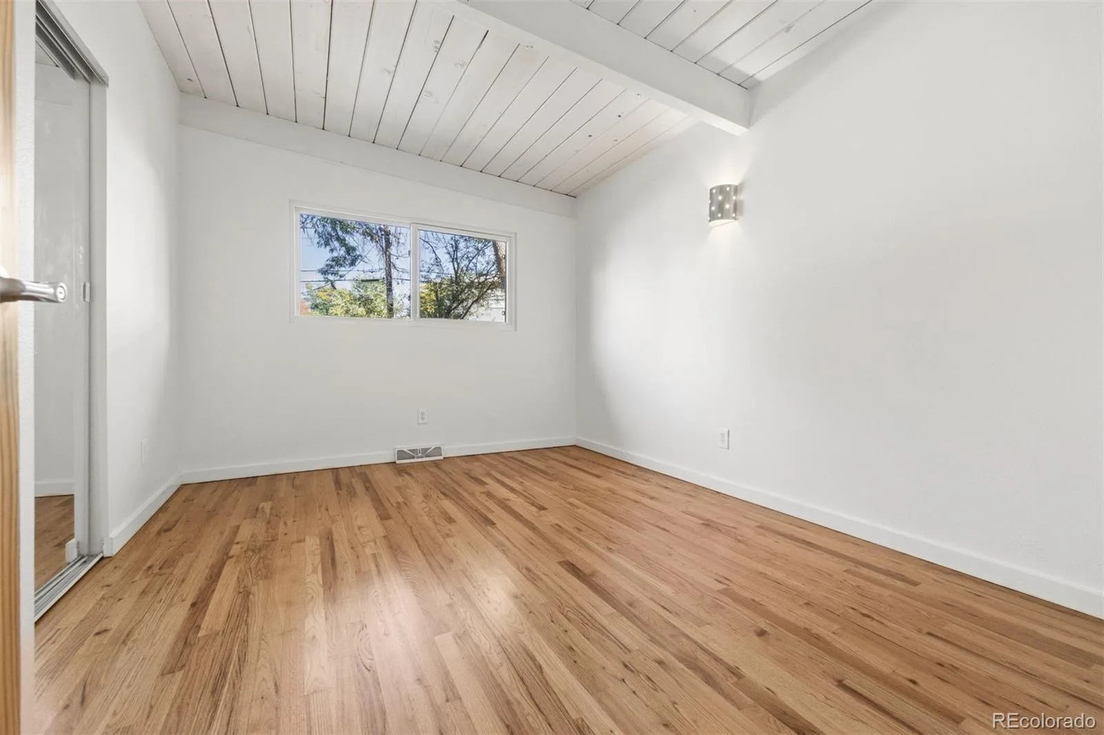 1360 S Dahlia Street Denver CO 80222 | MLS #REC4382195 10132026000401 1600 28