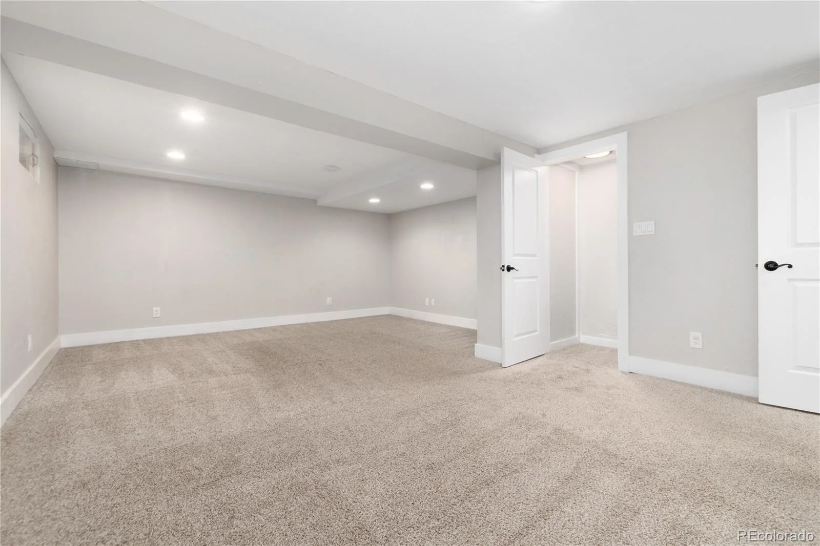 435 S Xanadu Street Aurora CO 80012 | MLS #REC4382705 08172026153511 1600 18