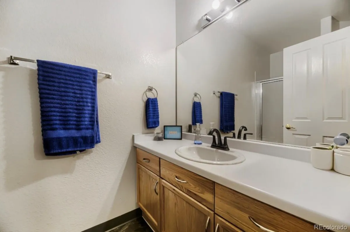 7388 S Alkire Street #206 Littleton CO 80127 | MLS #REC4382954 05262026134811 1200 25