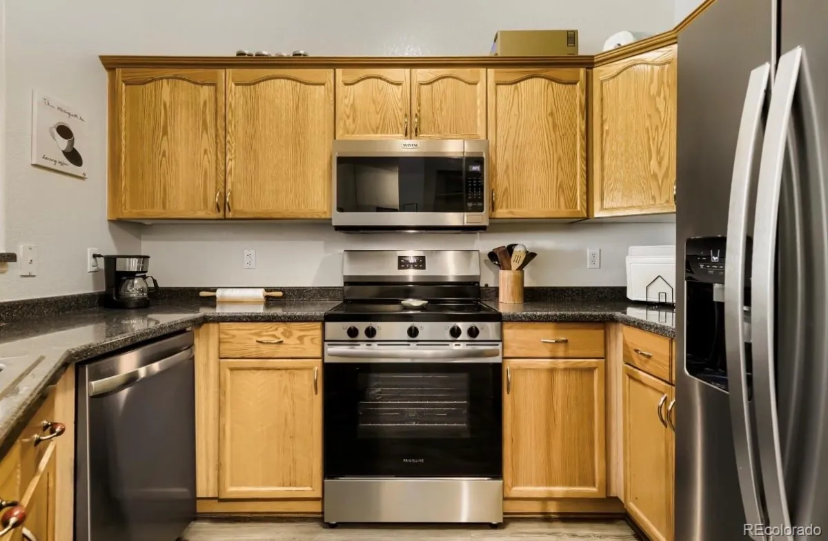 7388 S Alkire Street #206 Littleton CO 80127 | MLS #REC4382954 05262026134811 1200 9