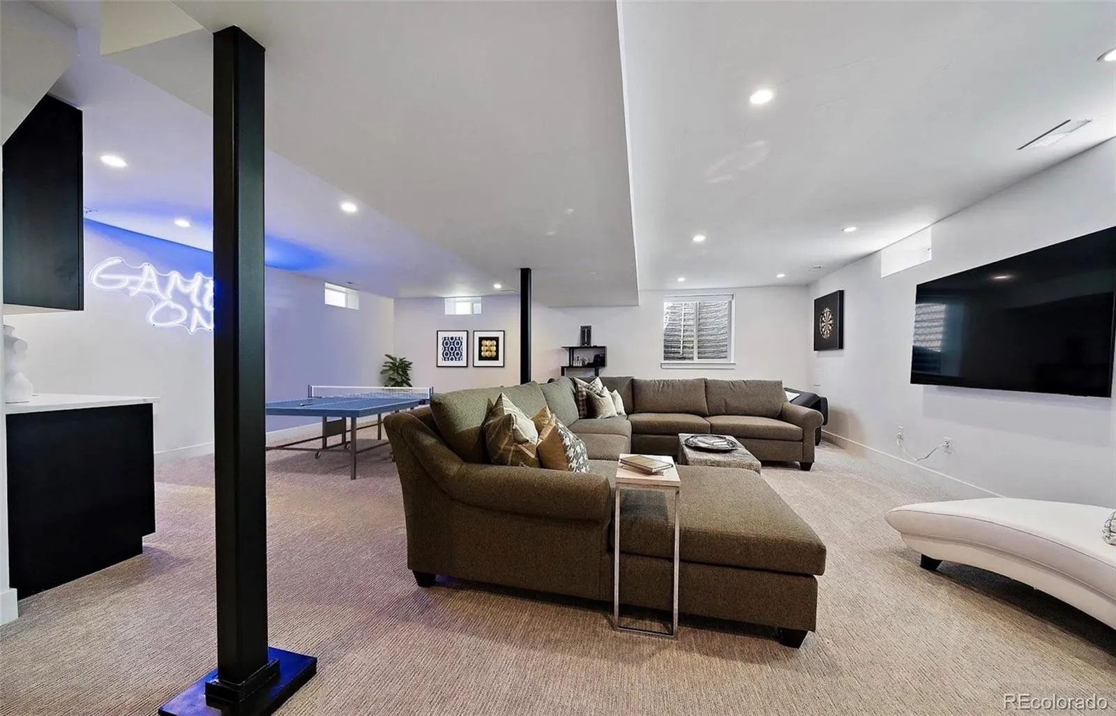 2255 E Iowa Avenue Denver CO 80210 MLS #REC4384206 05052026040605 1600 31