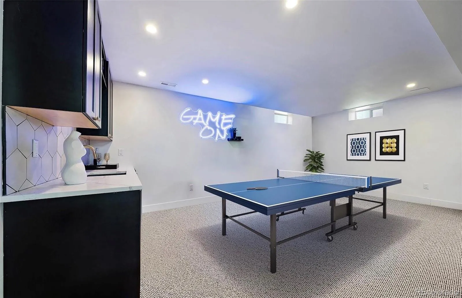2255 E Iowa Avenue Denver CO 80210 MLS #REC4384206 05052026040605 1600 32