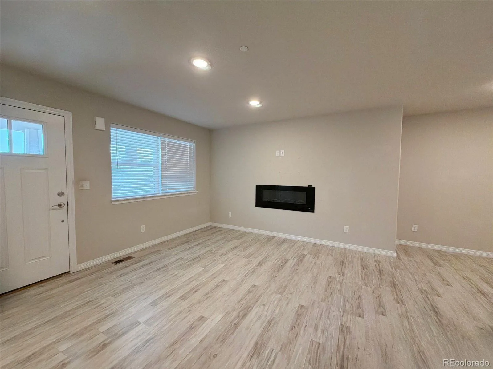 6107 Summit Peak Court #105 Erie CO 80516 | MLS #REC4384340 08202026040531 1600 18