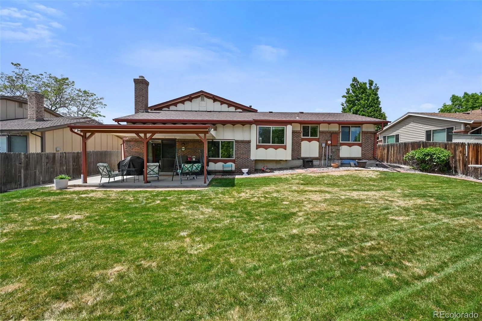 7320 Jay Street Arvada CO 80003 MLS #REC4385485 05162026040625 1600 32